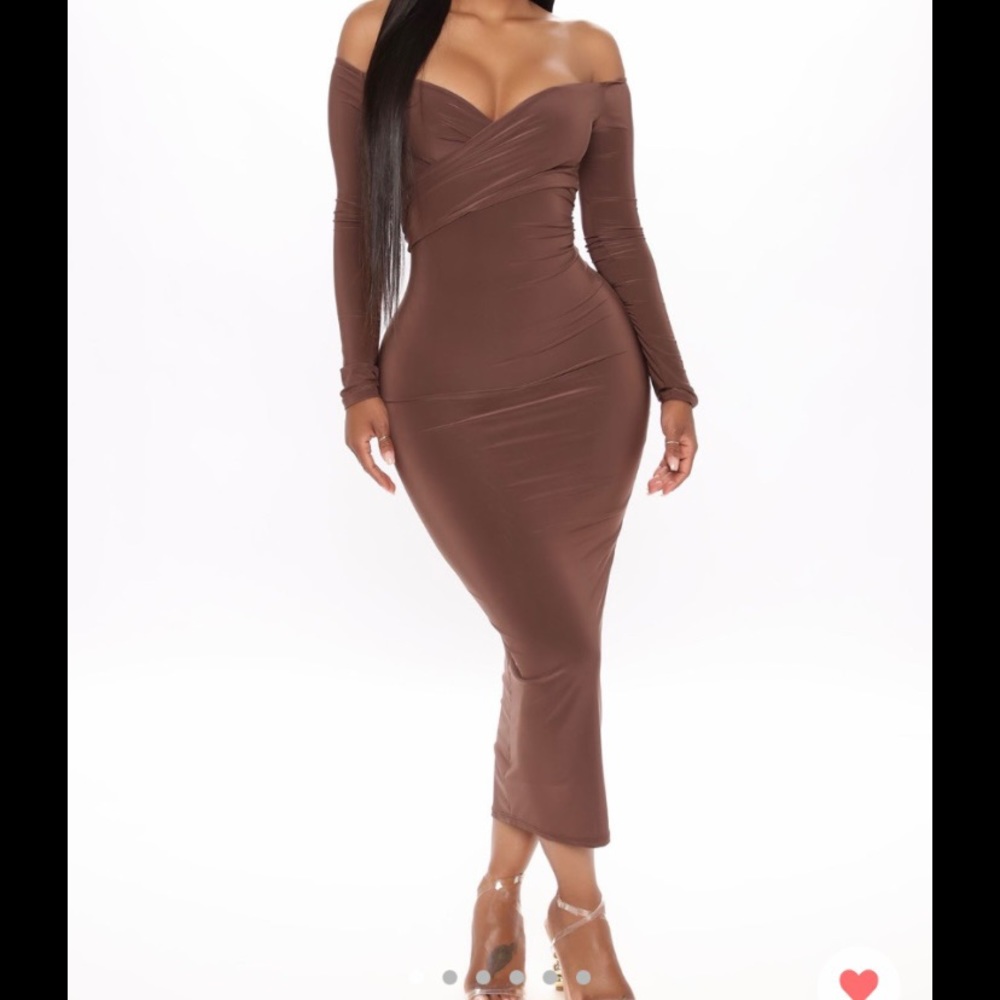 Women’s special occasion dress (WORN ONCE)